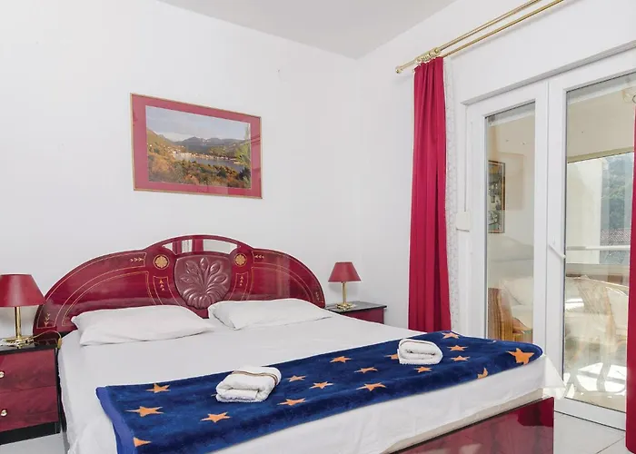 1 Bedroom Stunning In 아파트 Žuljana