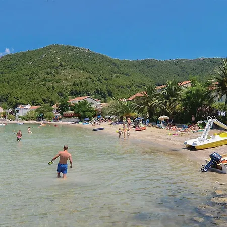 1 Bedroom Stunning In *